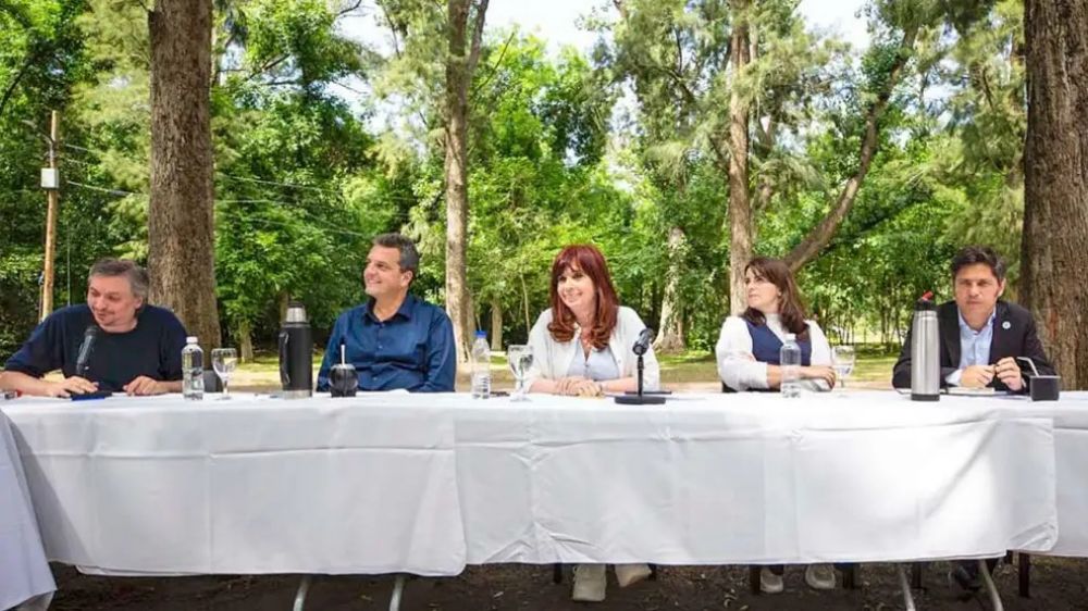 Cada uno por su lado: CFK, Kicillof y Massa no logran acercar posiciones