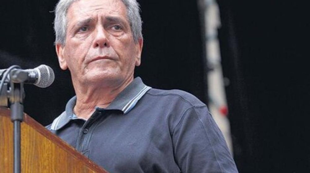 Acua sigue los pasos de Daer y deja la CGT: se abre la disputa por la nueva conduccin