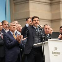 Pullaro encabezó el acto por el 25 de Mayo y pidió más federalismo: 