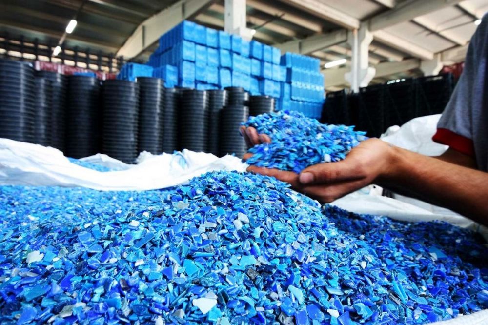 El vaivn de la industria: rebote interanual en abril y cada respecto a marzo