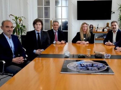 Las dudas del acuerdo PRO-LLA en PBA y el diálogo con la UCR en Corrientes
