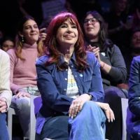 Bemoles y sostenidos de la nueva canción de CFK
