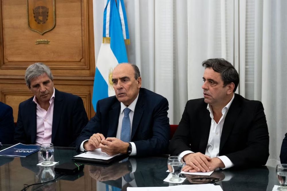 Guillermo Francos tendr hoy un zoom con gobernadores para pedirles que adhieran al plan para el uso de dlares del colchn