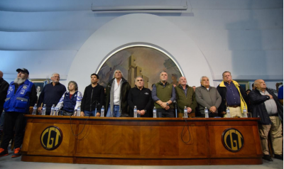 La CATT anunció que realizará medidas de fuerza a partir de junio por las desregulaciones en el sector del transporte y la limitación al derecho a huelga, y apuntó contra un “plan criminal llevado adelante por Sturzenegger”