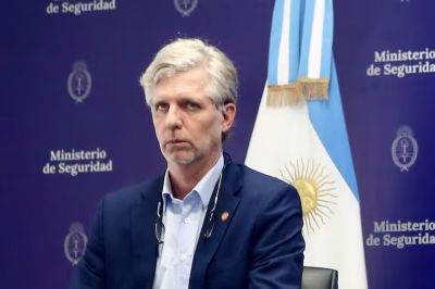 La SIDE libertaria: en cinco meses los gastos reservados de inteligencia aumentaron un 254%