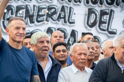 La CGT llevará por primera vez en su comitiva a un representante de la economía popular a la cumbre de la OIT