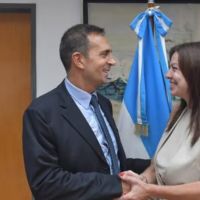 El Gobierno propone una paritaria de 0% para los estatales y crecen los conflictos salariales