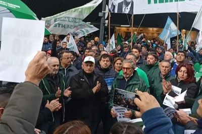 El sindicato de la alimentación se movilizó contra la propuesta patronal del 1% en la paritaria