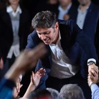 Kicillof ignora la presin de Cristina y le contesta con una demostracin de fuerza rodeado de intendentes