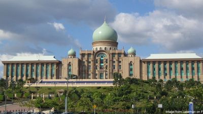Polica investigar un evento LGTBI por desafiar los valores del islam