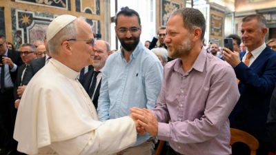 El Papa: Demasiada violencia en el mundo, el nosotros sea a nivel institucional