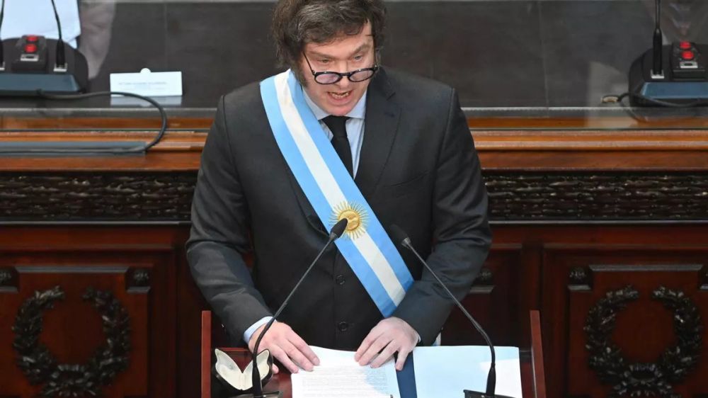 El Gobierno ratifica un eventual veto al bono y la moratoria para los jubilados: No hay magia, no estn los recursos