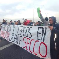 Trabajadores de la industria eléctrica Secco cortaron Camino del Buen Ayre para reclamar contra despidos