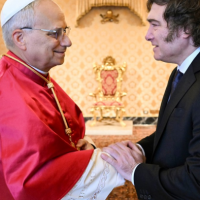 Milei busca un acercamiento con Len XIV mientras siguen las crticas de la Iglesia local