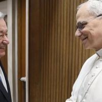 El Papa recibe a secretario general de la ONU para hablar sobre la paz