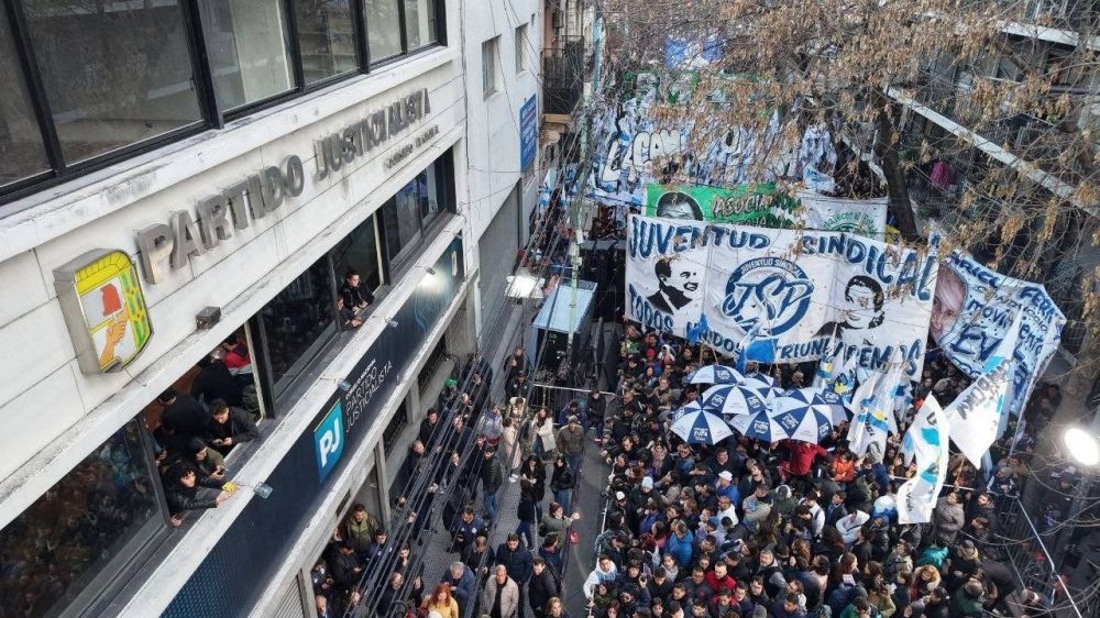El Consejo del PJ recibe a intendentes y el martes a la CGT y los gobernadores antes de la marcha para acompaar a CFK
