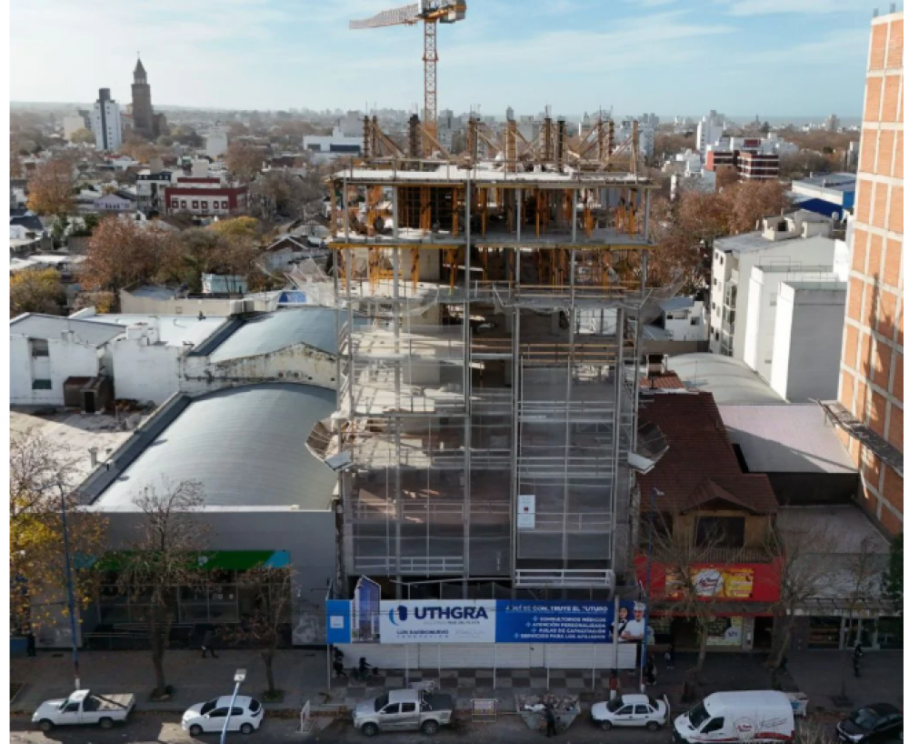 Avanza la imponente obra de la nueva sede de UTHGRA Mar del Plata
