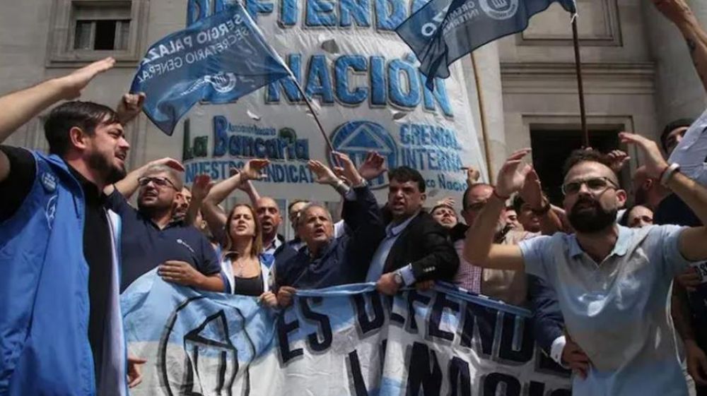 Bancarios logran un nuevo aumento: el sueldo bsico supera los $1.850.000 y ajusta por inflacin