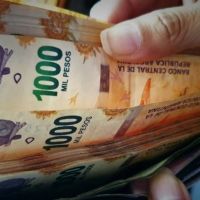 El salario cay tres meses seguidos y se acab la recuperacin de la era Milei