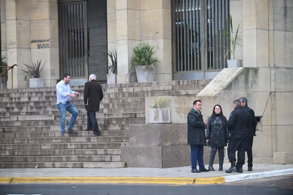 Los fiscales Luciani y Mola se pronunciaron en contra de otorgarle prisin domiciliaria a Cristina Kirchner
