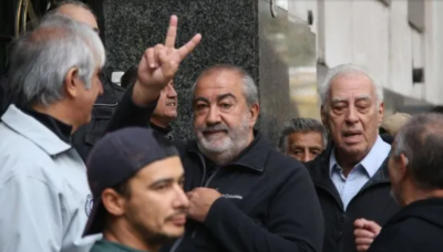 La CGT convoca, pero no marcha y se despega ms de la conduccin de CFK