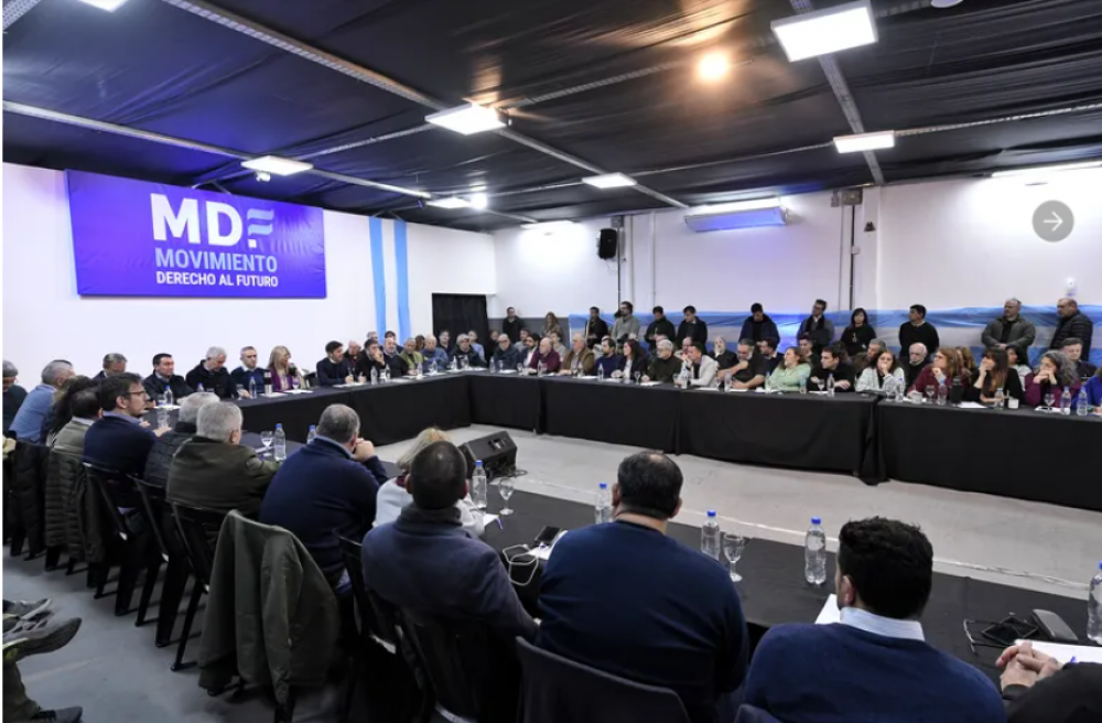 Axel Kicillof convoca y marcha por CFK: encabeza una columna con la bandera de su MDF