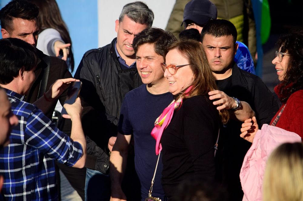 Se consolida la unin peronista: la marcha del milln reuni en Plaza de Mayo a referentes de todas las tribus