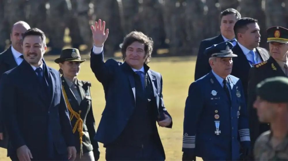 Javier Milei en el acto por el Da de la Bandera: 