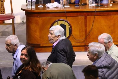 La CGT, entre Kicillof y Milei: la revancha de Moyano con Cristina, la unidad forzada y el guio al Gobierno