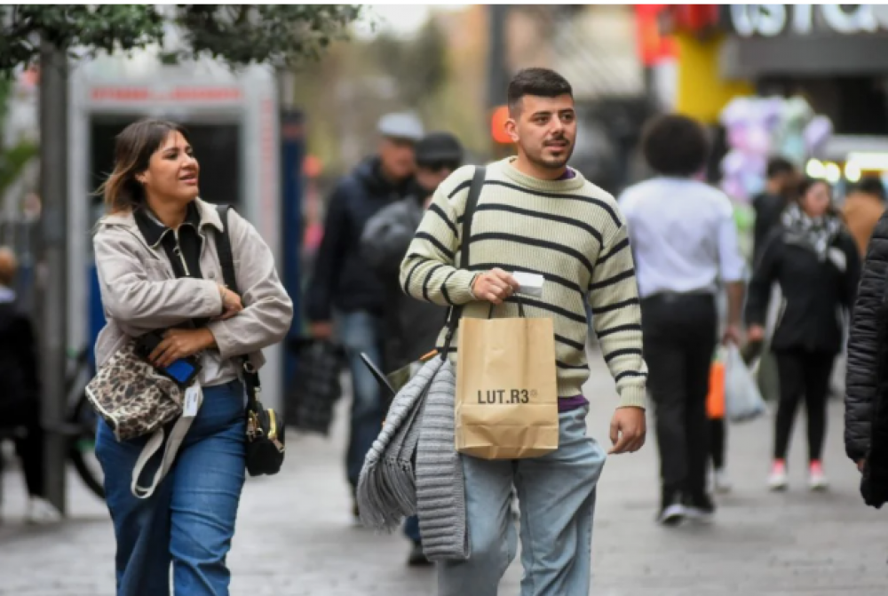 El consumo no repunta: las ventas cayeron un 4,1% durante el fin de semana largo