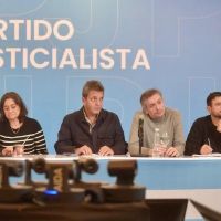 Massa reunió al Frente Renovador y advirtió que “la unidad del peronismo se construye con generosidad, no hay margen para mezquinos”