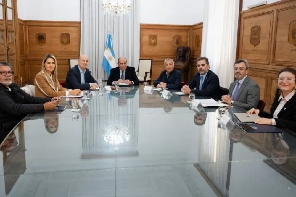 El Gobierno estren el Consejo de Mayo y prepara el camino para la reforma laboral