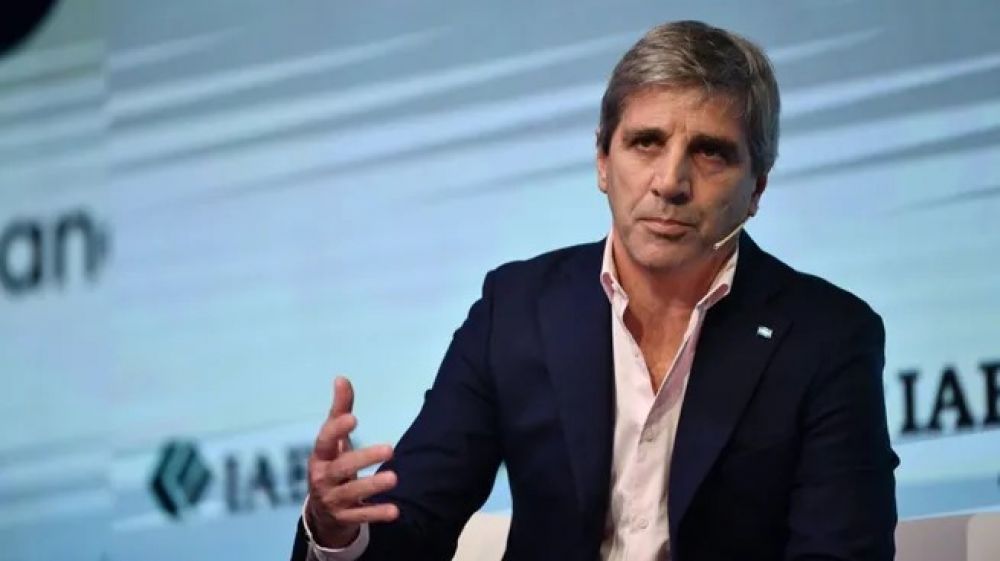 Luis Caputo recibi al FMI con los deberes cumplidos en materia fiscal