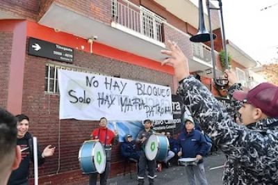 El conflicto gremial en la empresa láctea Vidal desnuda los intentos de reforma laboral de la era Milei