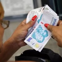El aguinaldo en Argentina: de respiro y derecho salarial a un salvavidas económico