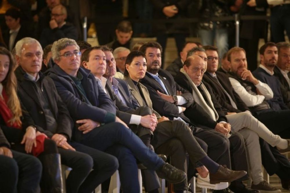 Intendentes peronistas exigen la lapicera y prometen repartir lugares en las listas de sus distritos