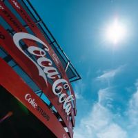 Coca-Cola celebra alianzas transformadoras y el impacto positivo de la IA