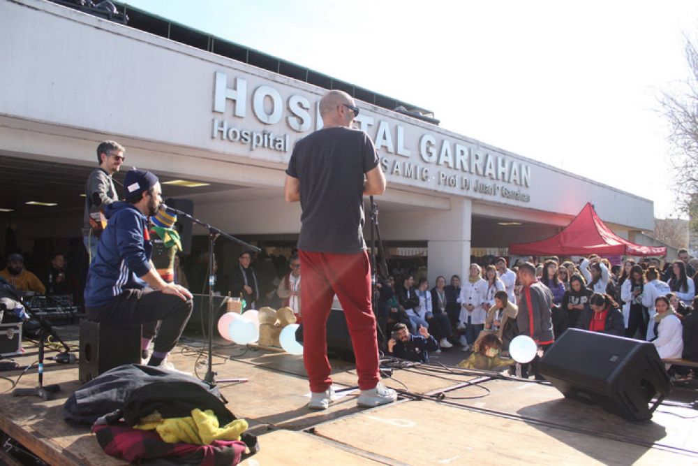 Los trabajadores del Garrahan realizaron un nuevo paro y el Gobierno redobl su ofensiva