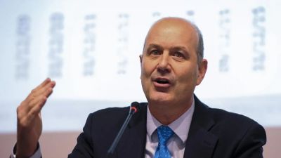 El Gobierno sali a festejar que en mayo destruy otros 2.800 puestos de trabajo en el Estado