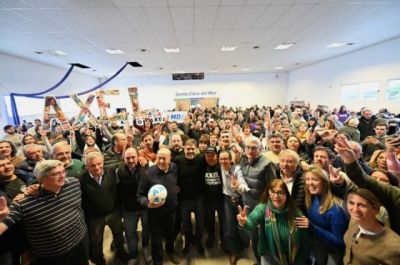 Ms de 500 personas y un rotundo apoyo a Kicillof en el Plenario MDF en Mar Chiquita