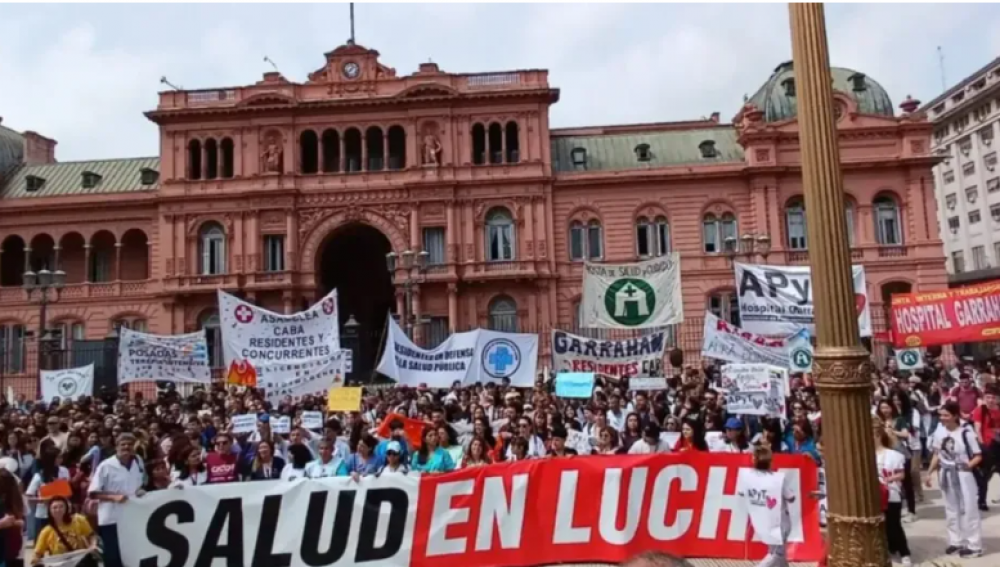 Crece el conflicto en el Garrahan: denuncian abandono oficial y preparan una movilizacin a Plaza de Mayo