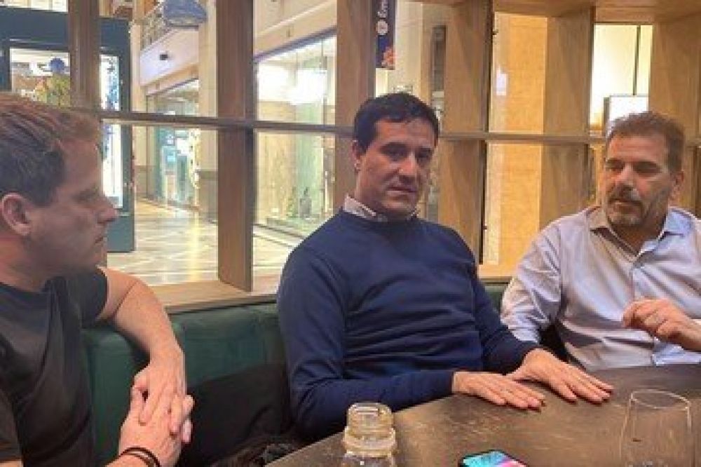 La oposicin bonaerense entre saltar a LLA y sumarse a la avenida del medio