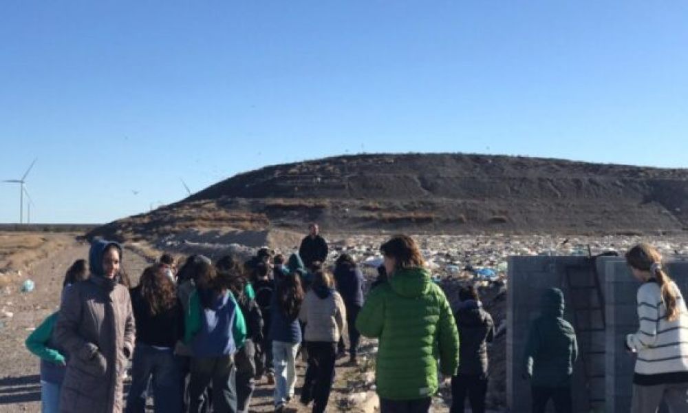 Girsu Puertas Abiertas: Alumnos del colegio CIPA de Puerto Madryn aprendieron sobre la gestin de residuos
