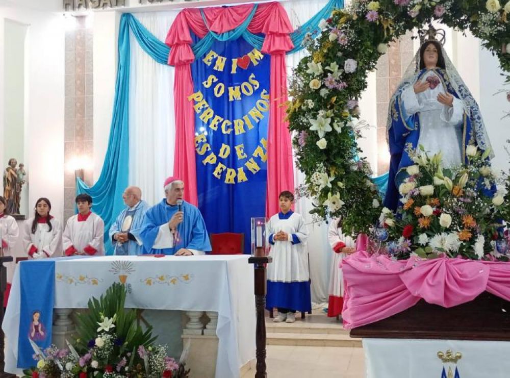 'Un corazn que guarda y ama': Mons. Larregain en la solemnidad del Inmaculado Corazn de Mara
