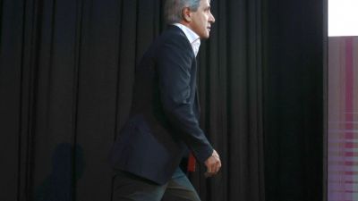 El dlar oficial toc un mximo histrico y en el mercado hablan de incipiente corrida