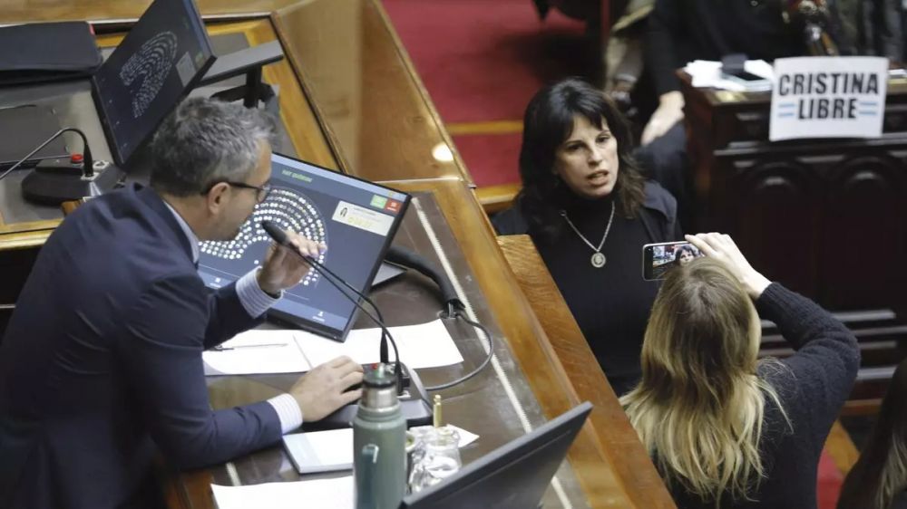 Gritos, insultos y amenazas: el recinto de Diputados termin en escndalo cuando se iba a tratar el caso $LIBRA