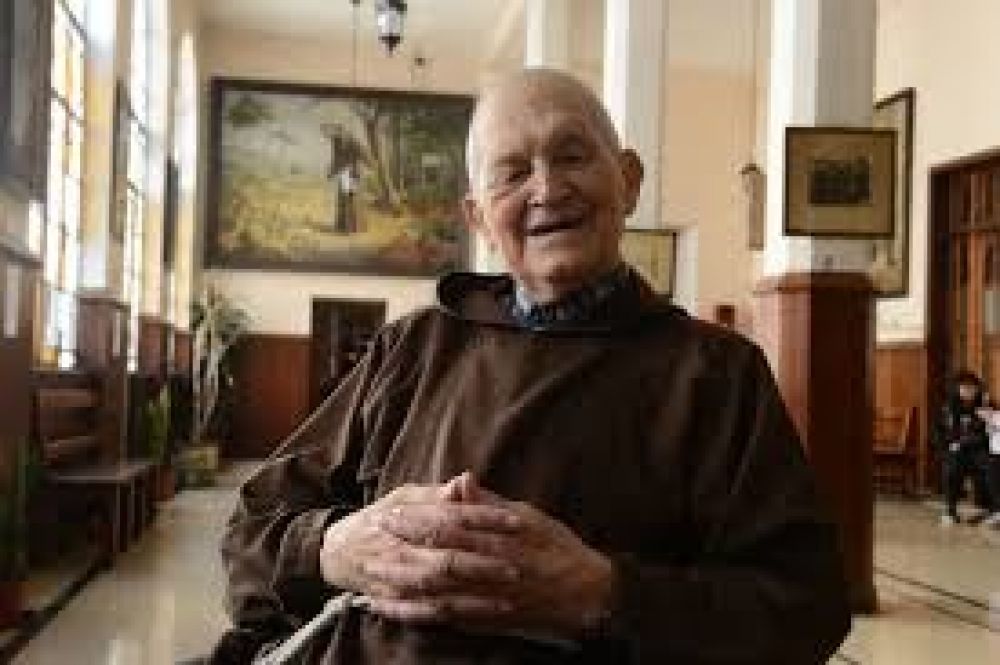 Las claves para no abandonar la confesin que daba el cardenal Dri, el gran perdonador