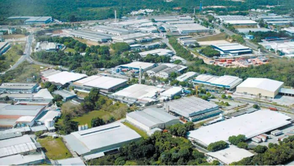Mientras Manaos innova, Tierra del Fuego ensambla. El impacto de dos tipos de modelo de poltica industrial