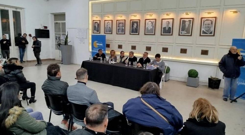 Afiliados de la UOM y el Sindicato Panadero firmaron boletos de compra-venta de terrenos