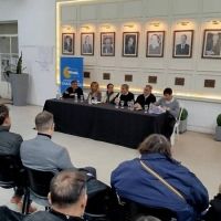 Afiliados de la UOM y el Sindicato Panadero firmaron boletos de compra-venta de terrenos